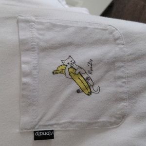 RipNDip banana tee